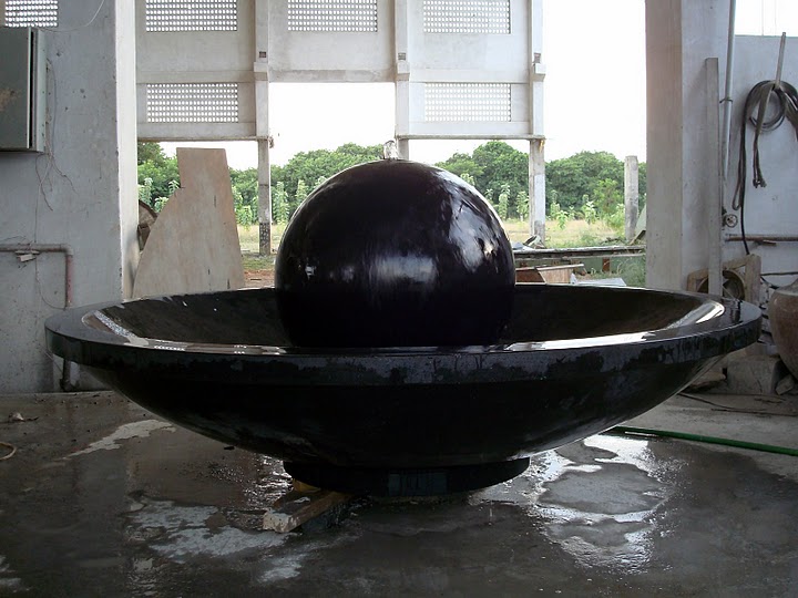 ball fountain